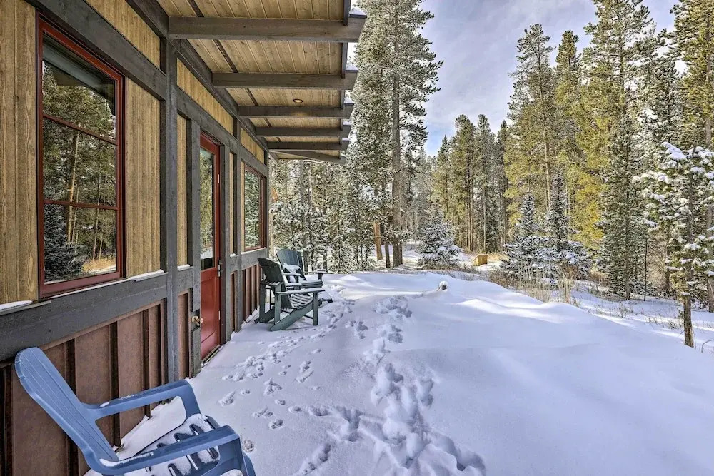 Cozy Fraser Cabin w/ Views & Moose Sightings