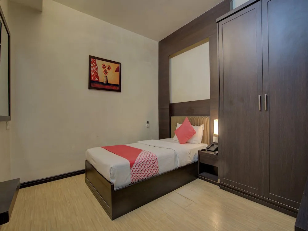 Collection O Dhanbad Railway Station Formerly Hotel VIP Residency