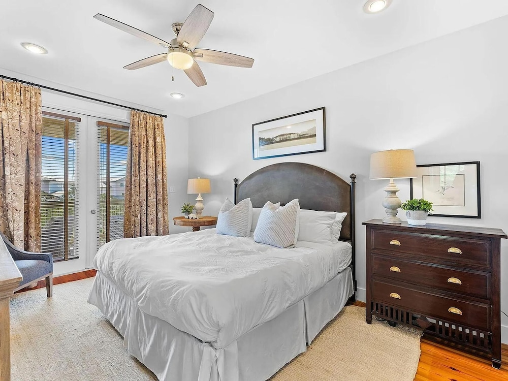 Grand Isle Condo 306