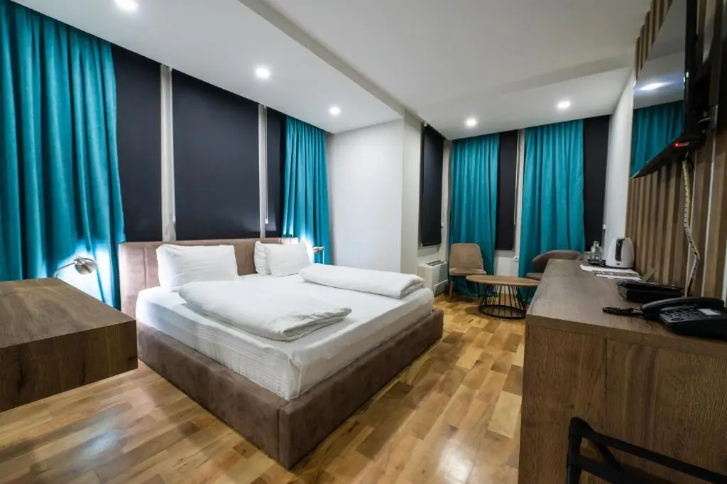 Hotel City IN