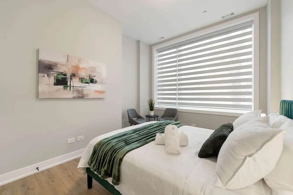 Spacious Bright Modern New Unit in Tri Taylor