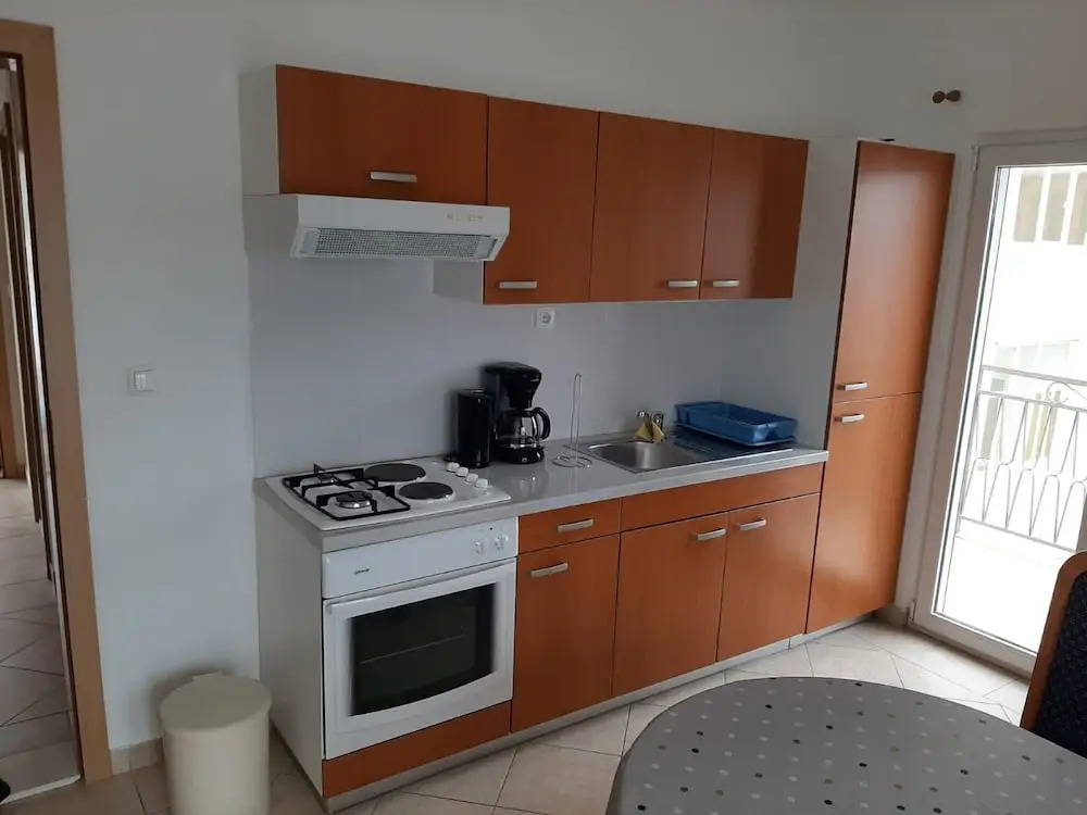 Sea-view Apartment in Mastrinka - Trogir With Balcony