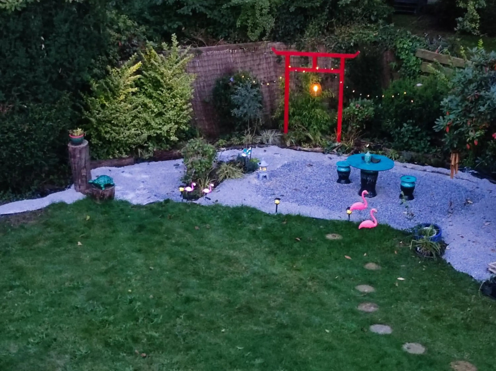 Uni, FH, Gesundheits Campus nähe, Zimmer mit Garten & Terrasse