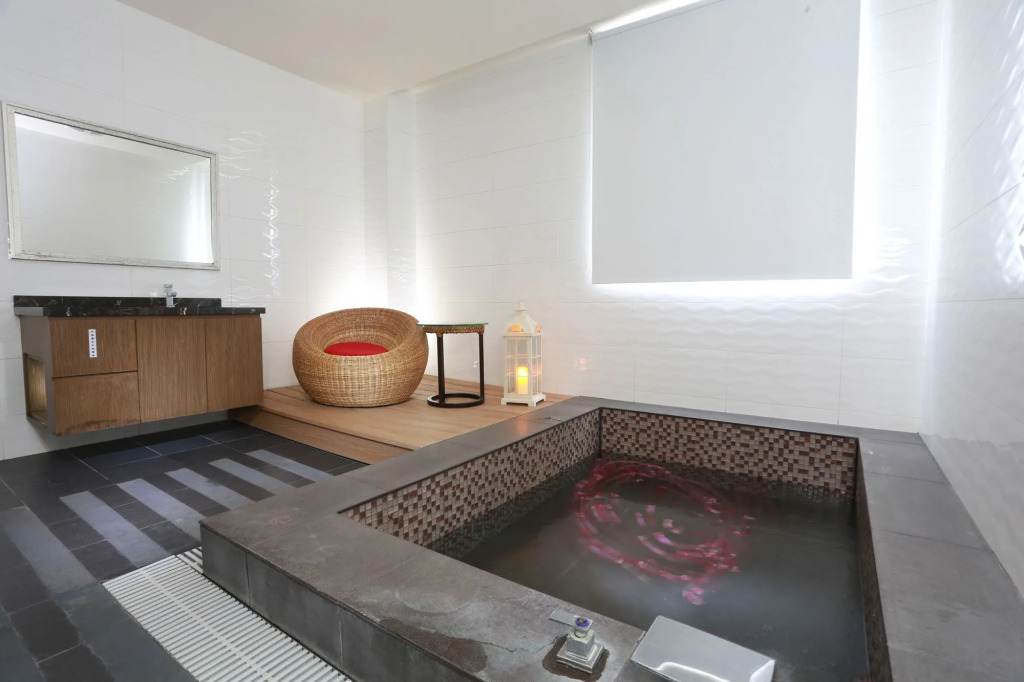 Green Life Spa Hot Spring Hotel