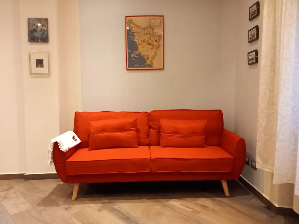 Leone in Firenze With 1 Bedrooms and 1 Bathrooms