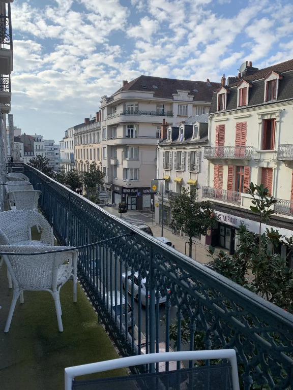 Hôtel & Restaurant Le Patio VICHY