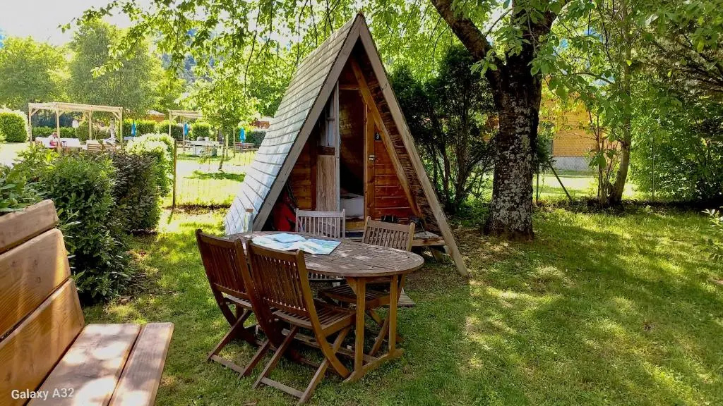Les Chalets du Lac Belcaire