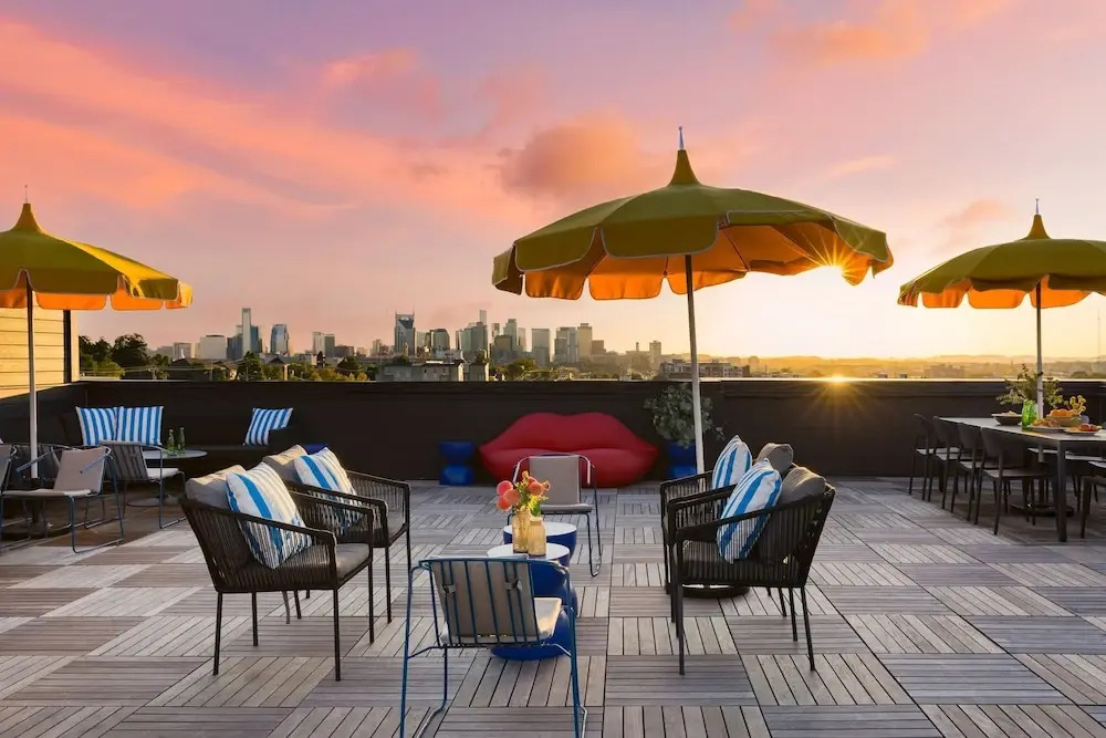 The Carter 505 by Avantstay 4BR Balcony
