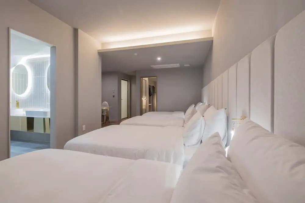 Denbasta Hotel Heritage