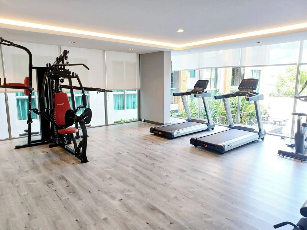 Room-luxury Condo, Chaing Mai Night Baza