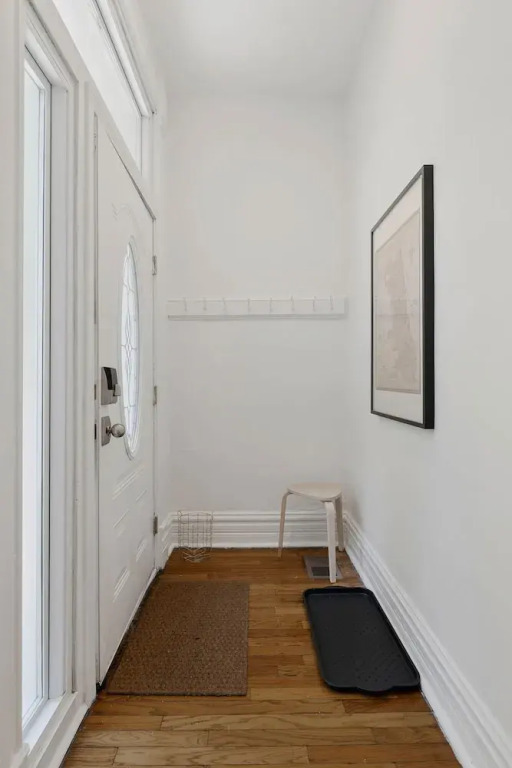 Newly Updated Vintage 6 Bedroom Single Family Home by AllSet Turnover