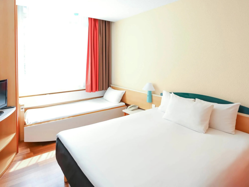 Ibis Irun