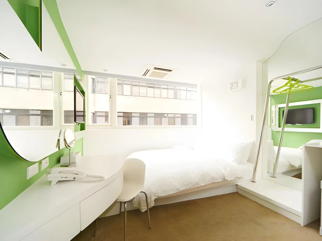 Forever Inn