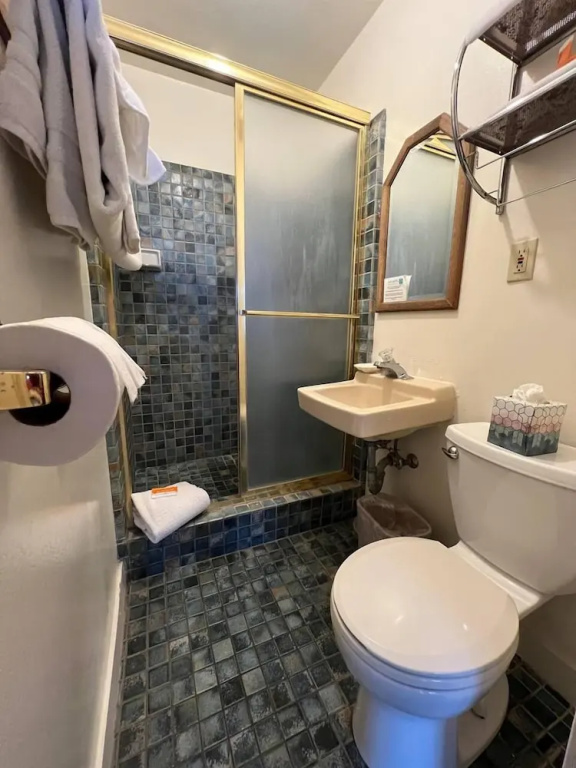 Ocean Cove Lodge