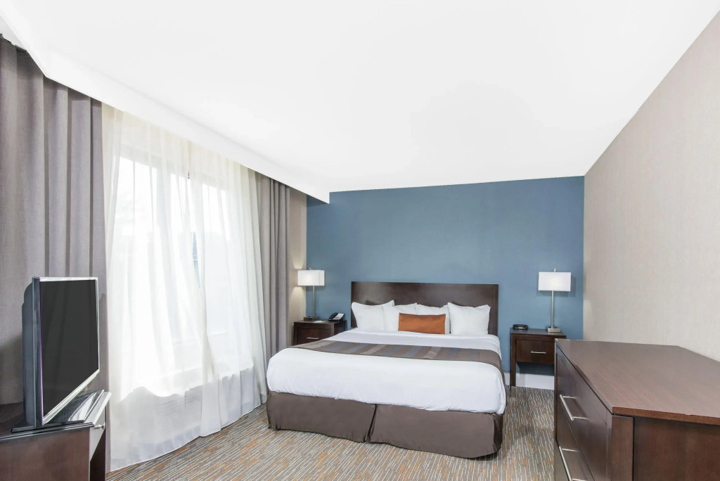 Wingate by Wyndham Niagara Falls