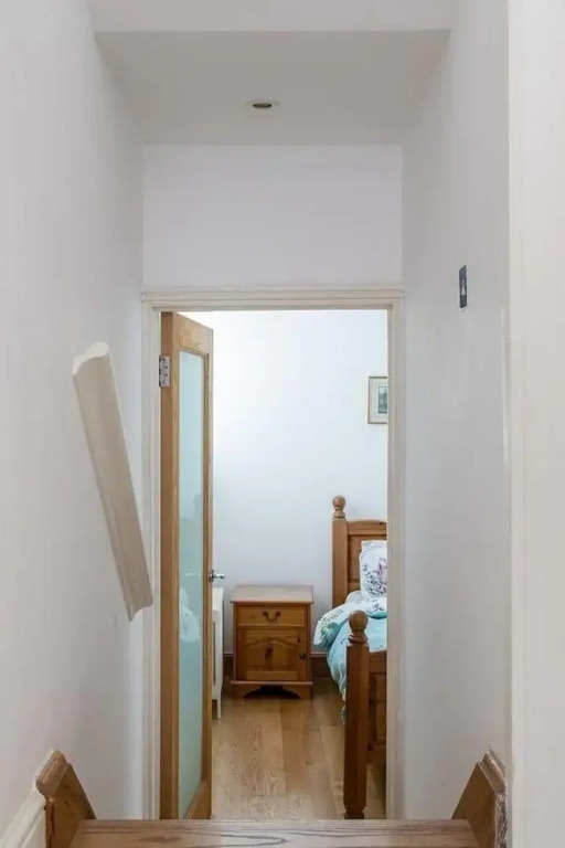 Specious Family Kensington 5-bed House, Sleeps 10