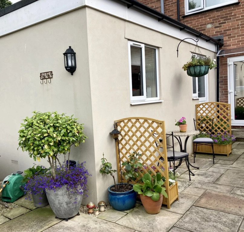 Self-contained Guest Suite in Dawlish, Devon