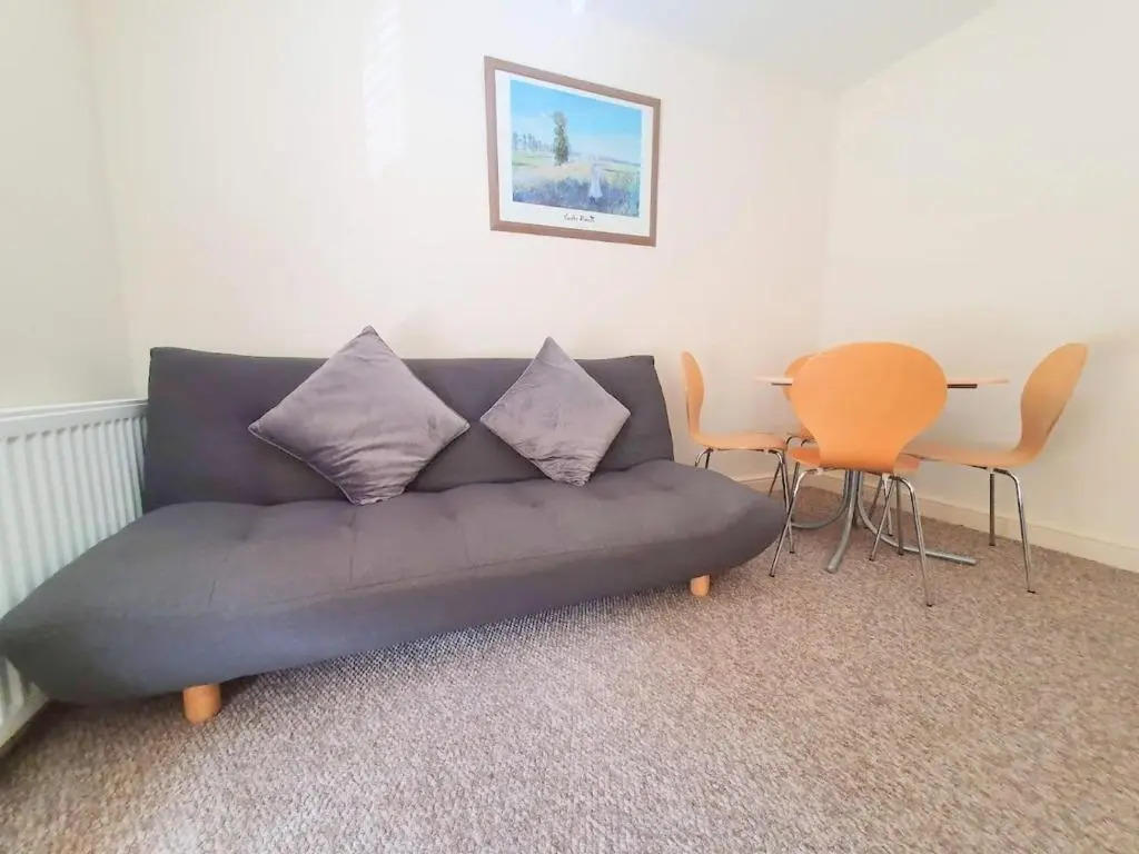 Bassett Flat with 2 Double Bedrooms and Superfast Wi-Fi