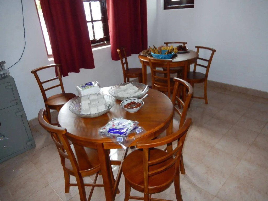 The Hotel Paradise Katunayake airport