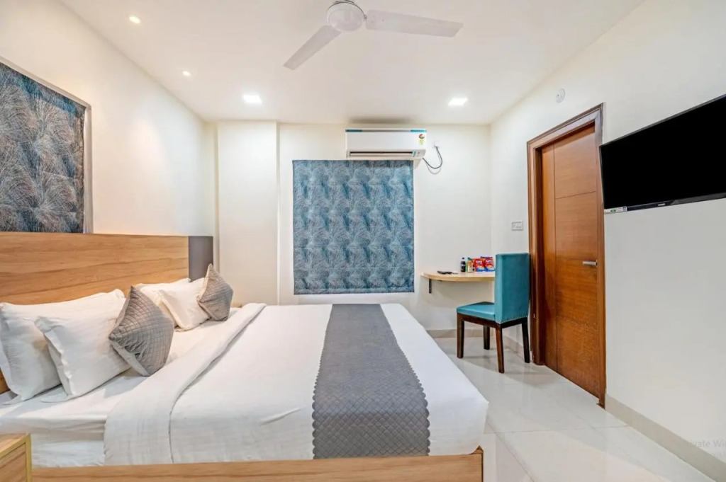 Hotel Eminent Suites