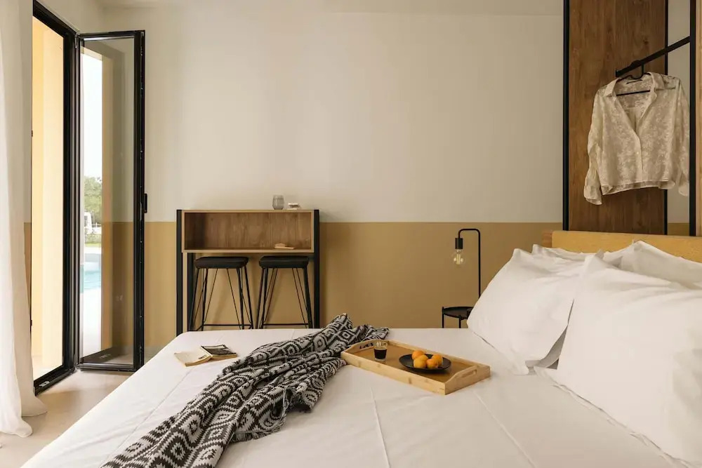 Marea Luxury Suites