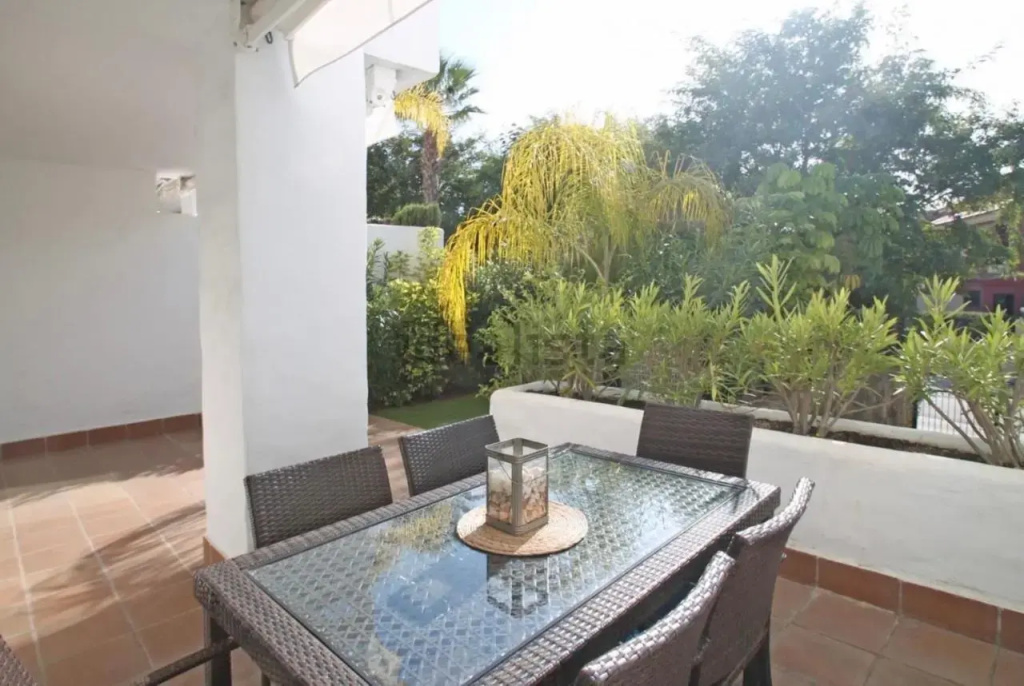 South faced 4 bdrm townhouse with pool in Marbella
