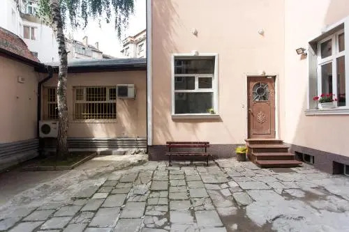 Garibaldi Guest House