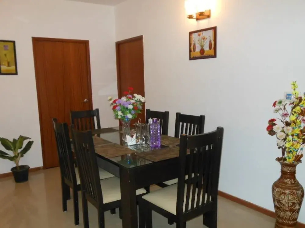 Hotel Omicron 1 BHK Studio room