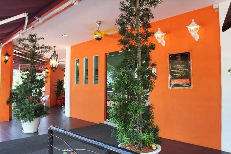 Express Hotel EST