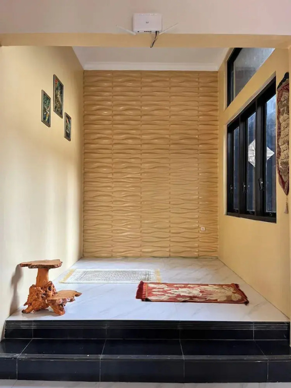 Omah Poer Modern Tropical Villa
