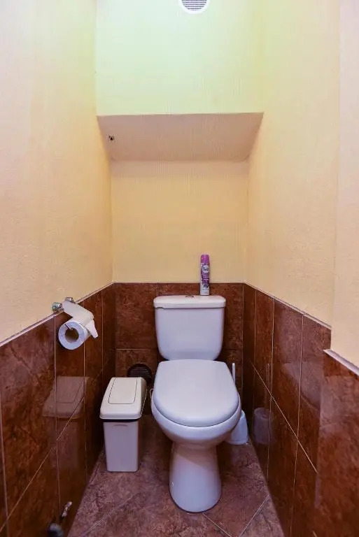 Viesu Nams Dzirkali