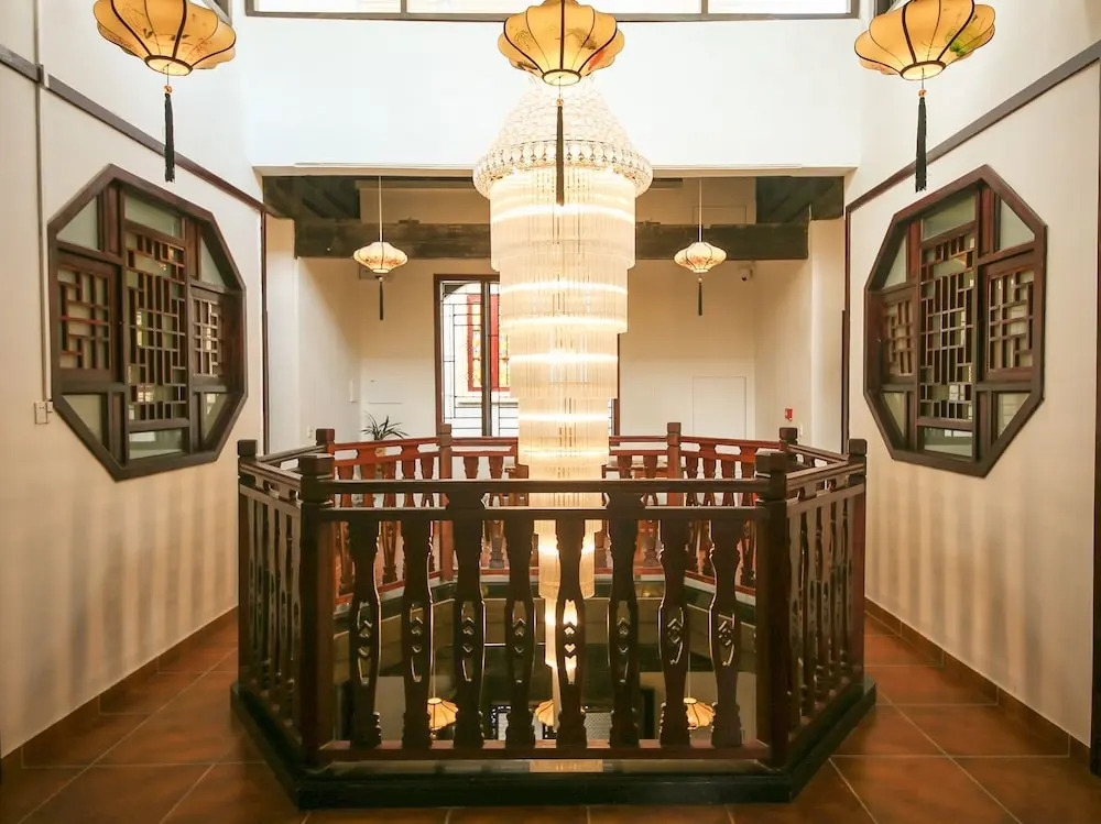 Dongmen Inn