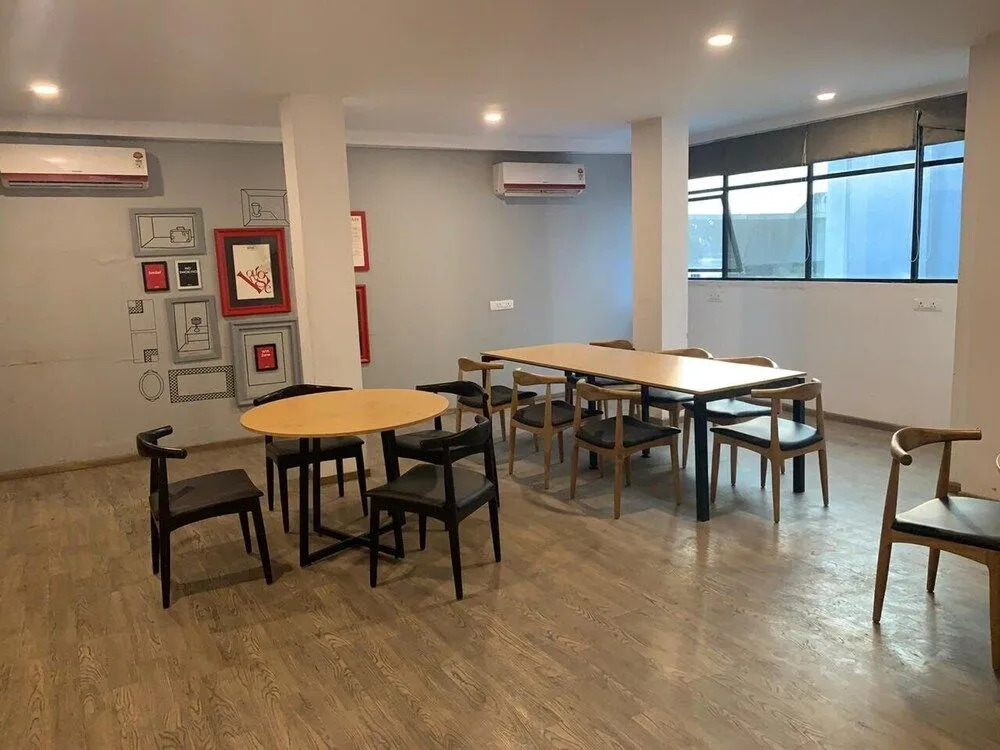 Hotel Satya Townhouse