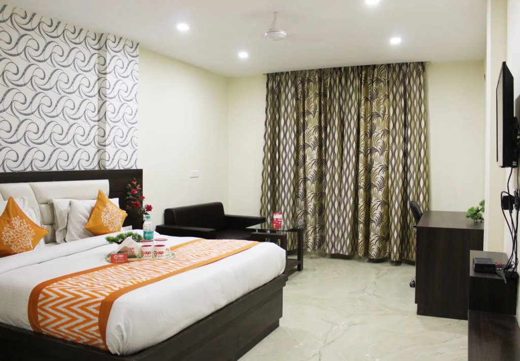 Oyo Rooms Yamuna Kinara Road