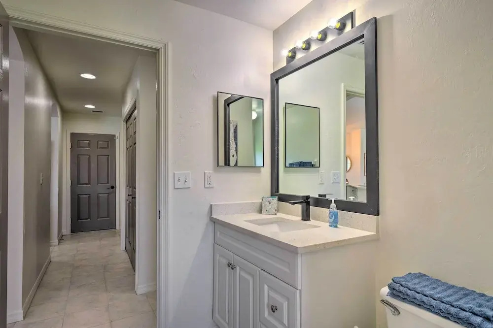 Private Pool: Beachy Cape Coral Getaway!