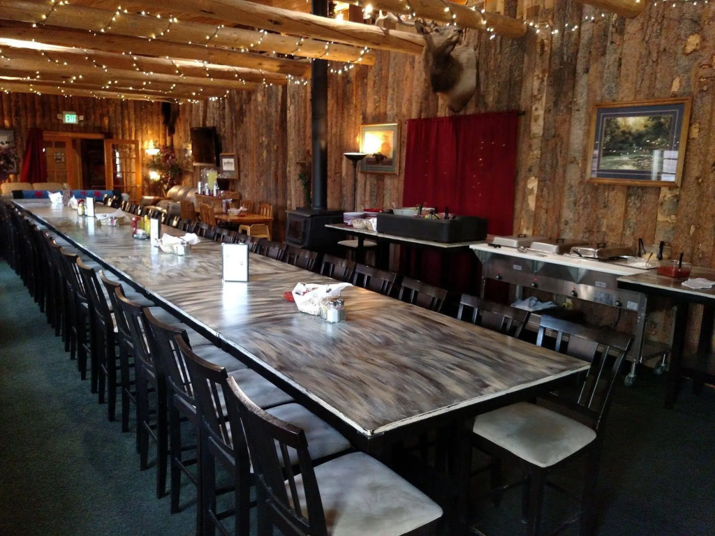 Old Corral Hotel & Steakhouse