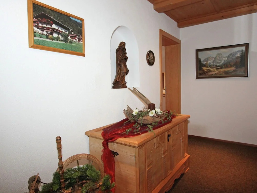 Inviting Apartment Near Ski Area in Schwendau