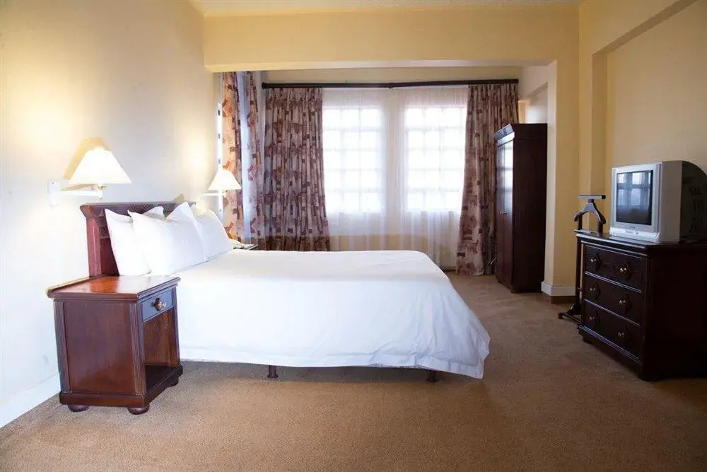 Premier Hotel King David