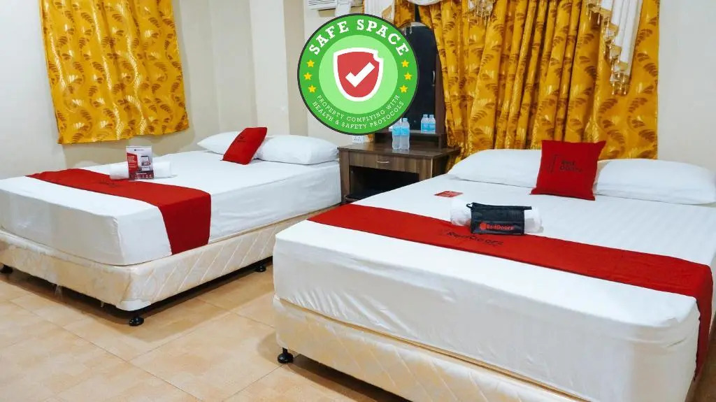 RedDoorz near Talisay District Hospital