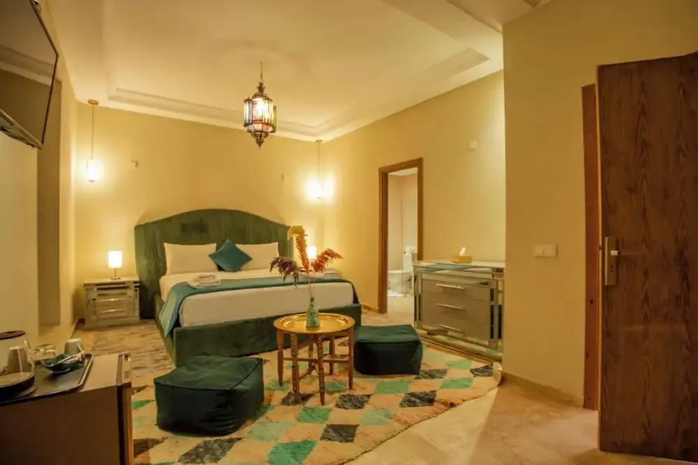Riad Azia