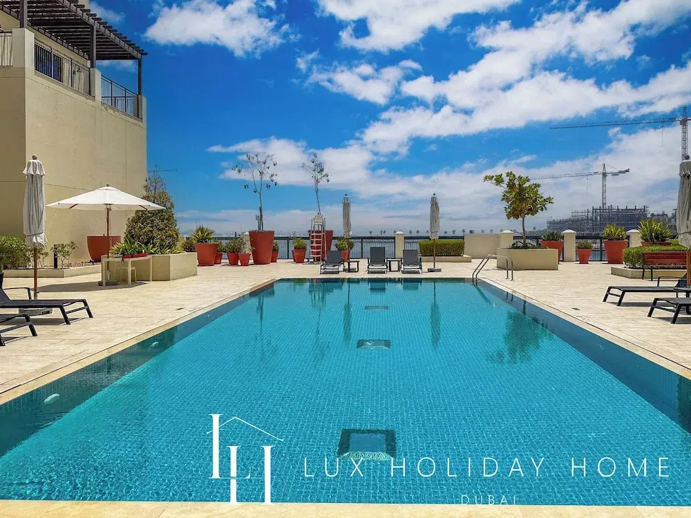 LUX  The La Mer by The Sea Suite 4