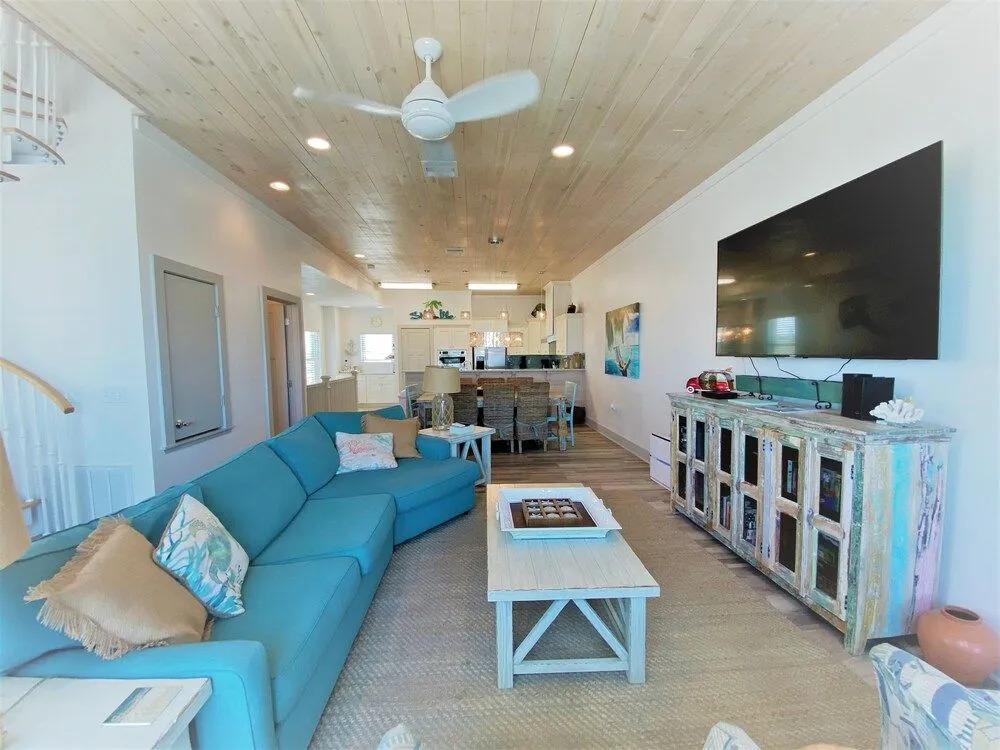 Marina's Edge 3 Bedroom Townhouse by Redawning