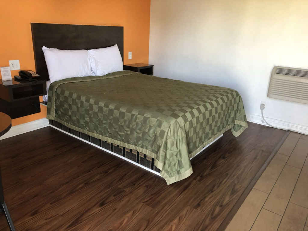 El Rancho Motel
