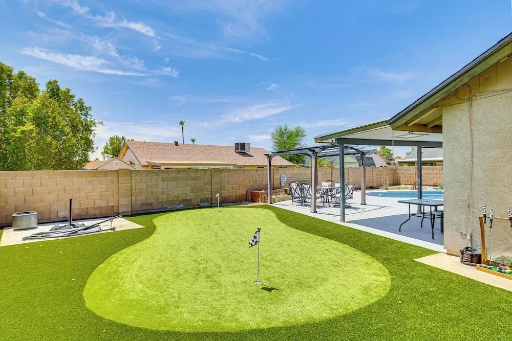 Welcoming Group Getaway w/ Pool & Patio in Peoria!