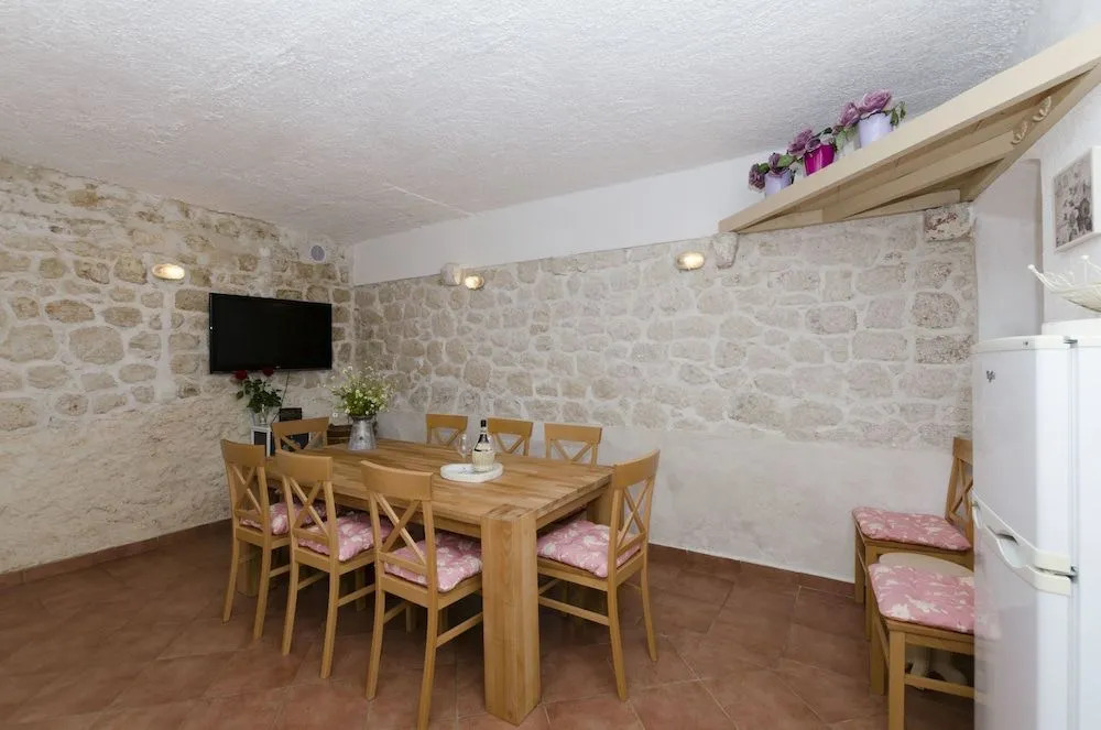 House Jasna