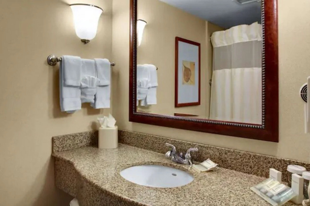Hilton Garden Inn Akron-Canton Airport