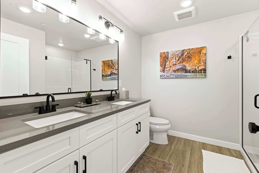 Sand Yeti 2bdr Resort Condo