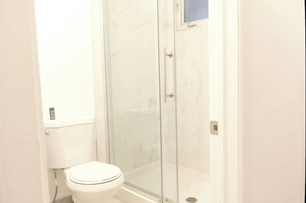 Hotel Mini Inc