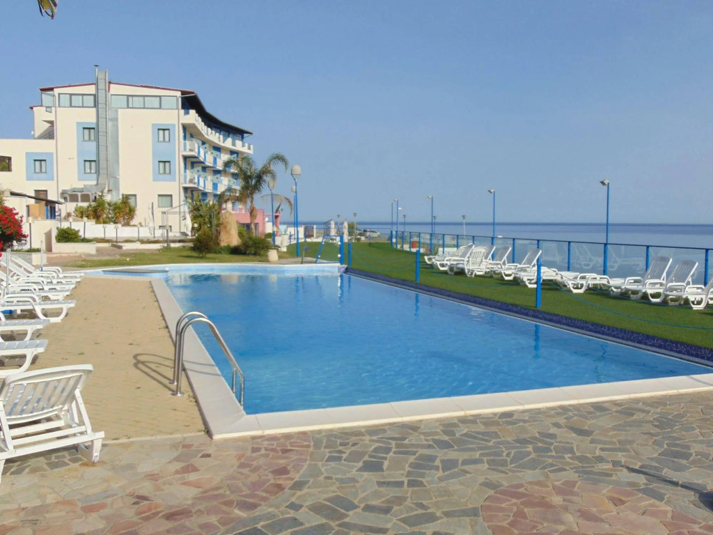 TusHotel