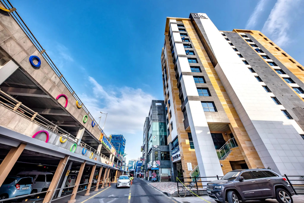 Hotel DK